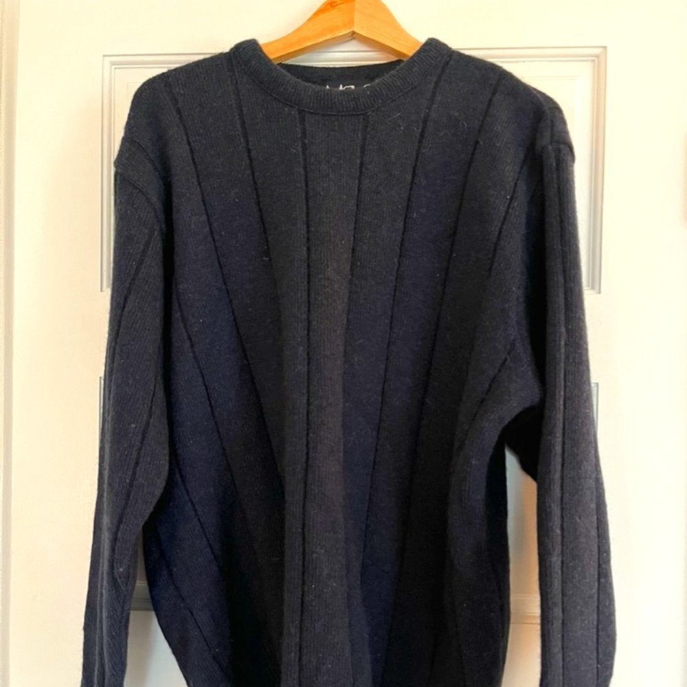 New Zealand Wool Crewneck Sweater - L - Picture 1 of 8